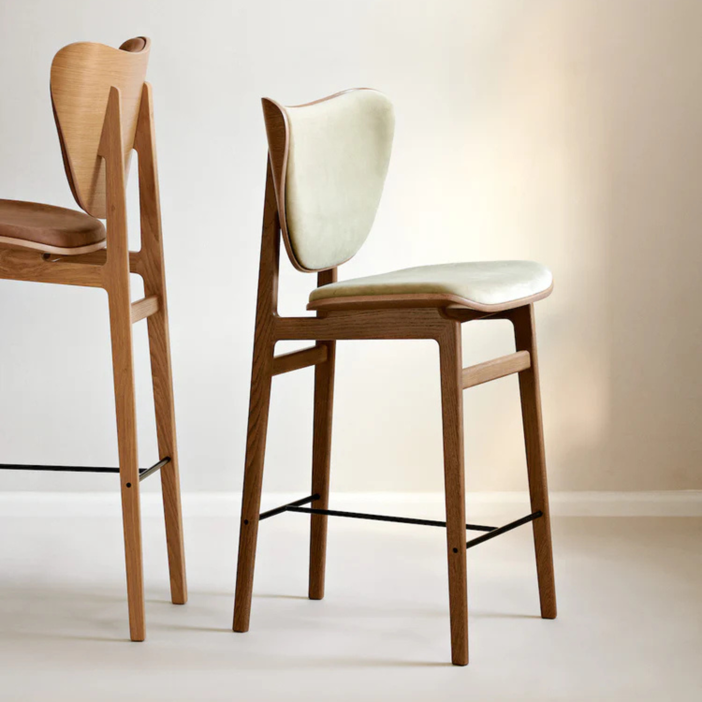 Elephant Bar 75 cm / 29.5 in | Front Upholstery